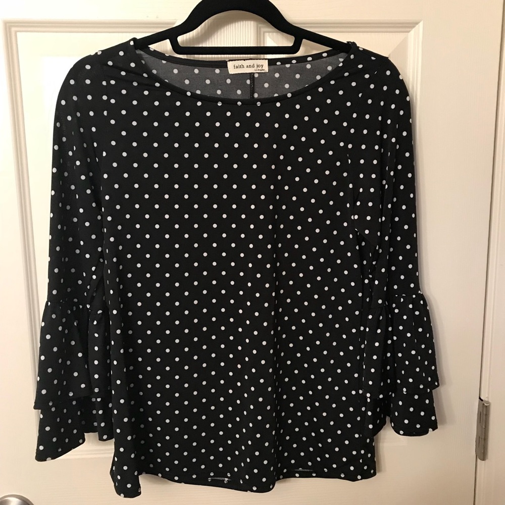 Black and white layering top.